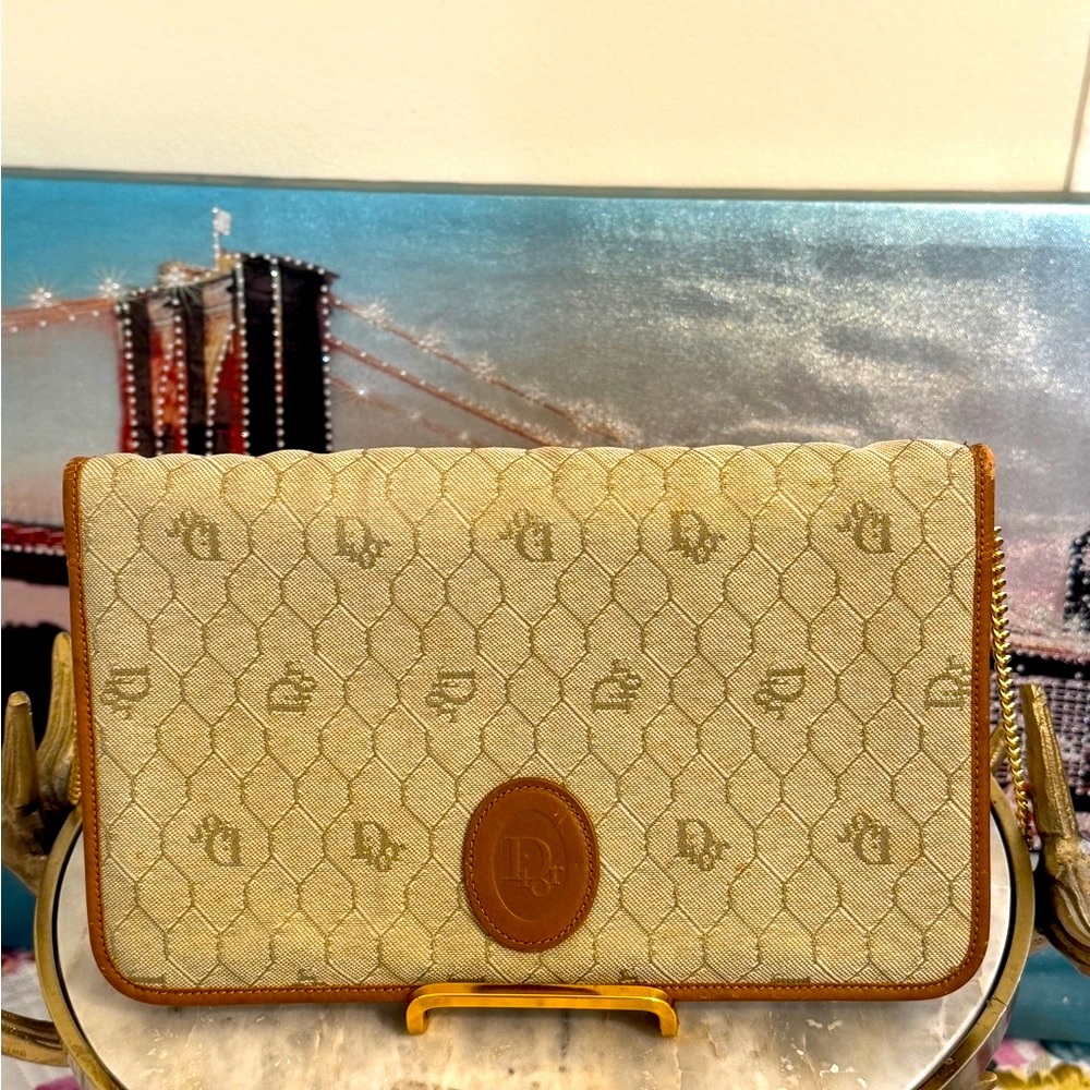 Dior Honeycomb shoulder pouch